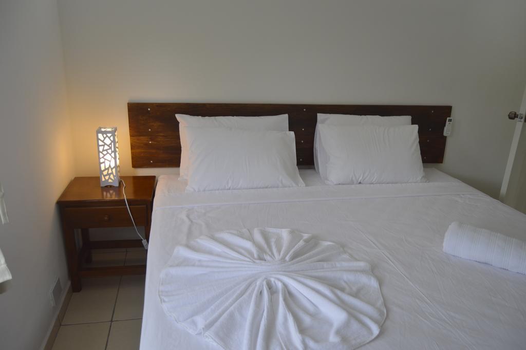 Chez Payet Airport Guesthouse Pointe La Rue Экстерьер фото